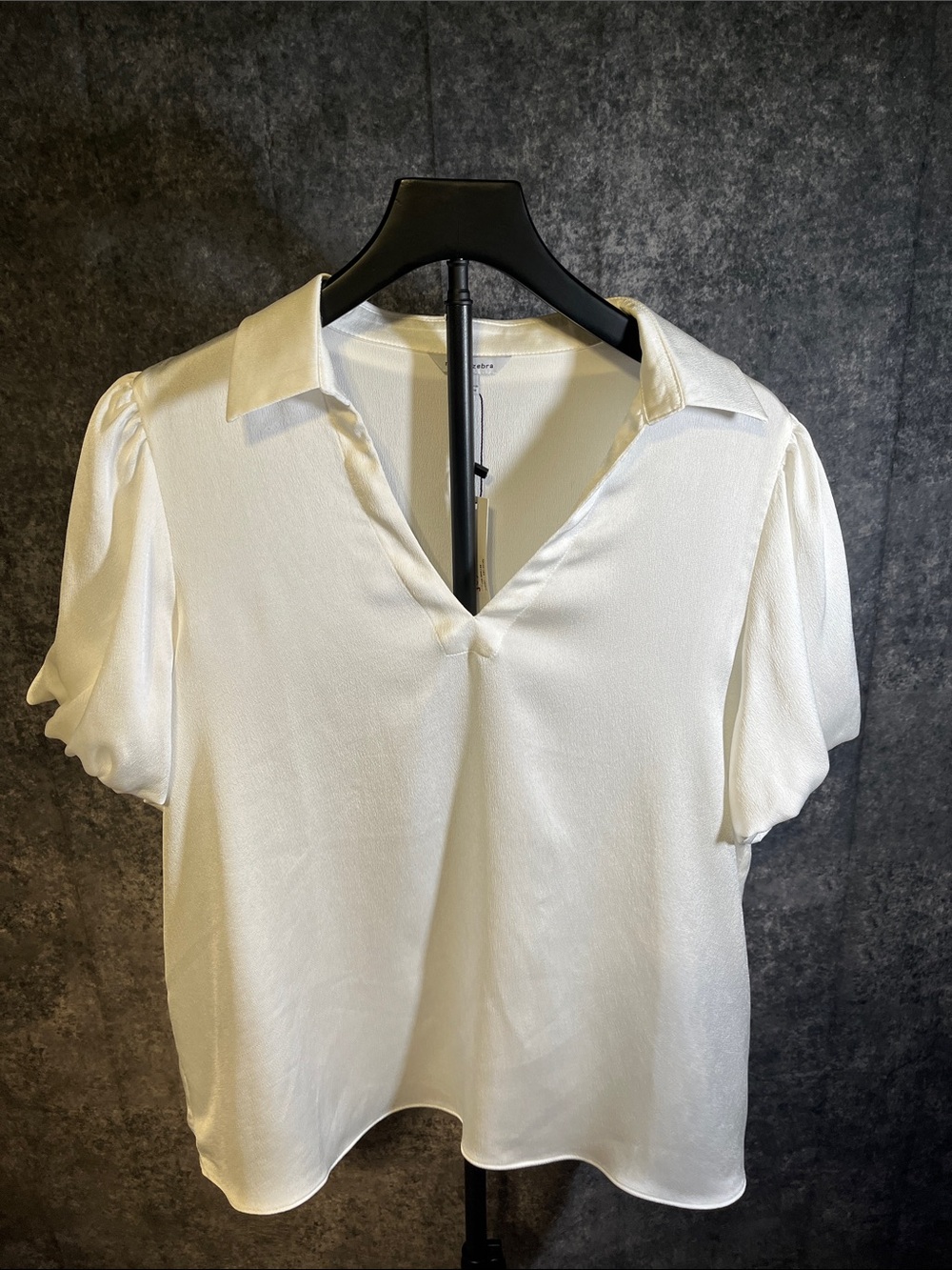 Naked Zebra Cream Collared V-Neck Puff Sleeve Top